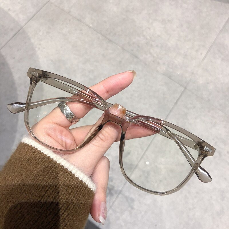 近視と快適さのためのNovaSightブルーライトフィルター眼鏡