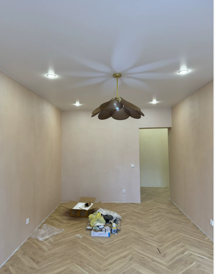 Vellora | Závěsná lampa Petal s jemným květinovým světlem pro obývací pokoje