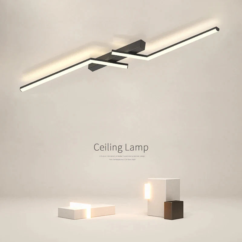 SleekGlow Deckenleuchte mit integriertem LED-Band