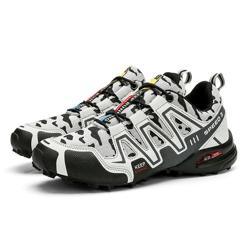 Camouflage Running Shoes With Quick Lace System For Trail Runners