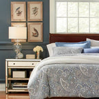 Glasbordslampa med tygskärm för modern sovrumssbelysning