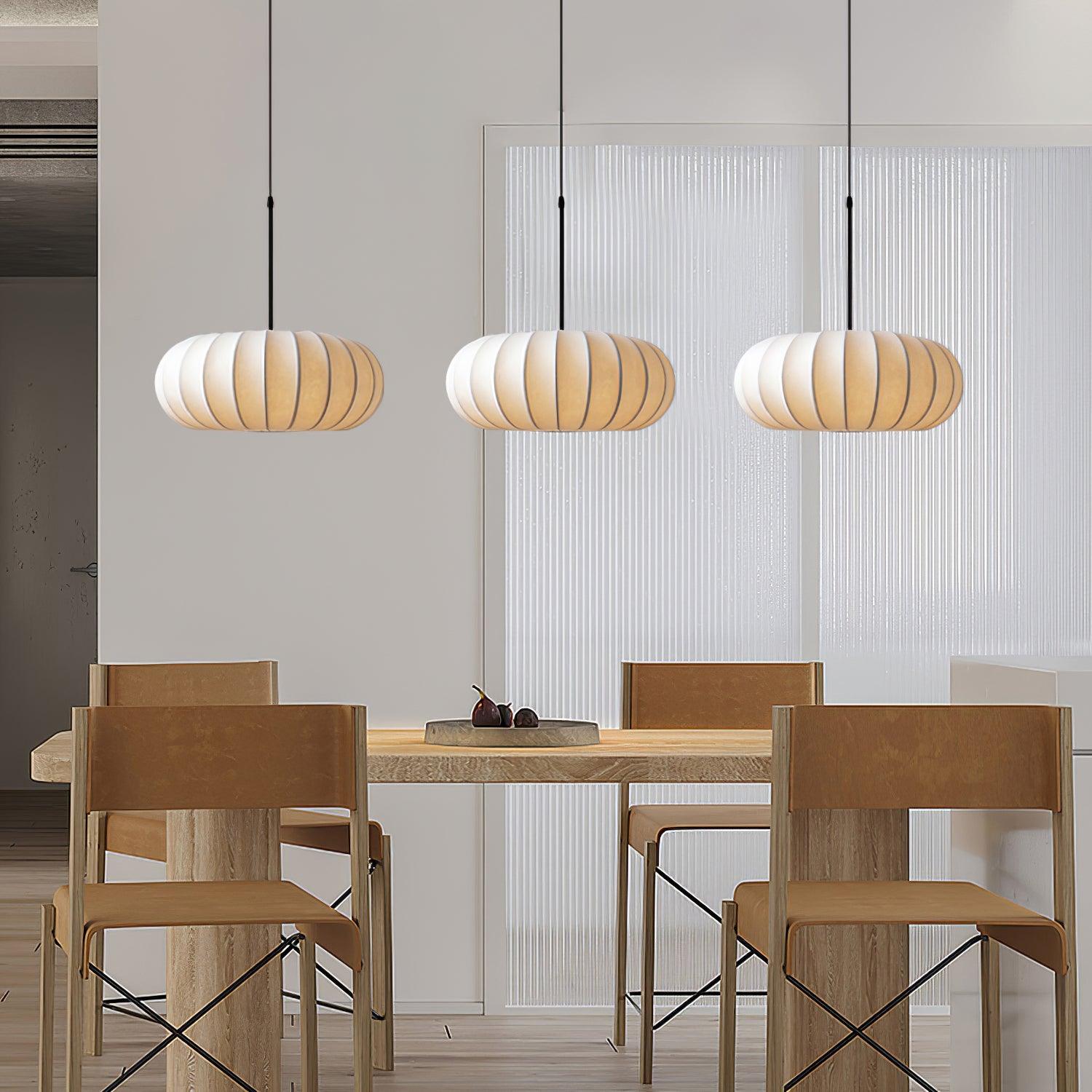 Kisara Wabi Sabi Pendelleuchte für rustikale Räume mit Holz