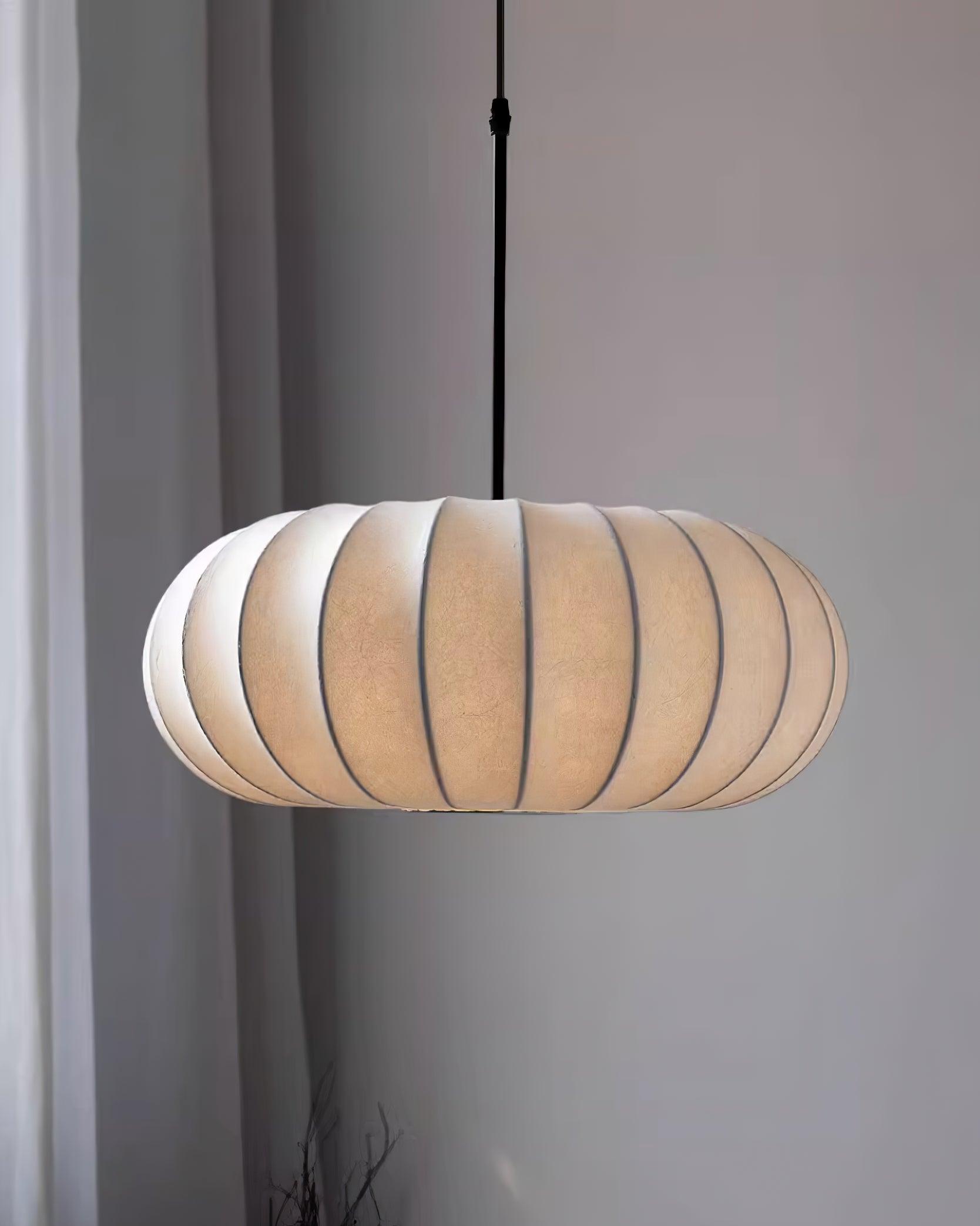 Kisara Wabi Sabi Pendelleuchte für rustikale Räume mit Holz