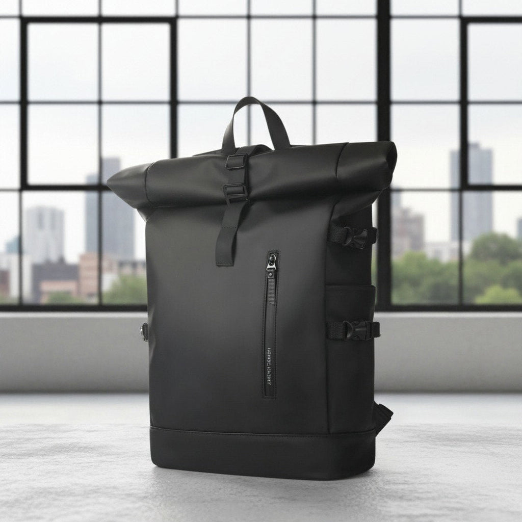 Sac à dos rolltop polyvalent avec design étanche et bretelles ergonomiques