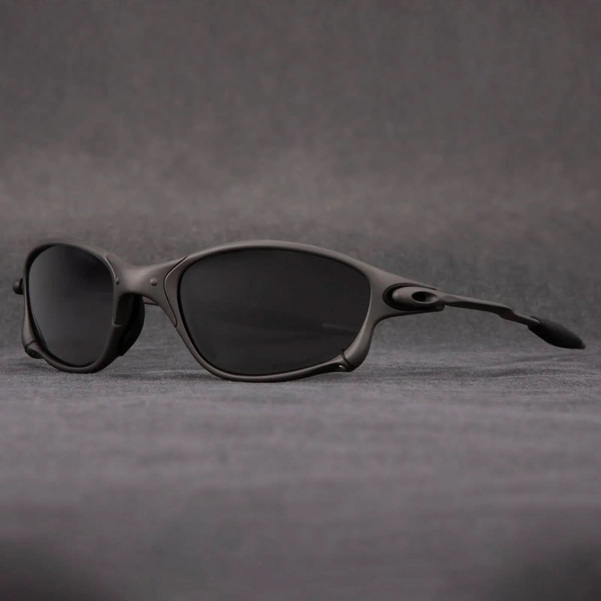 Polarized Sunglasses for Clear Vision Without Glare