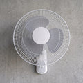 Nástěnný oscilující ventilátor s dálkovým ovládáním - Zirkura