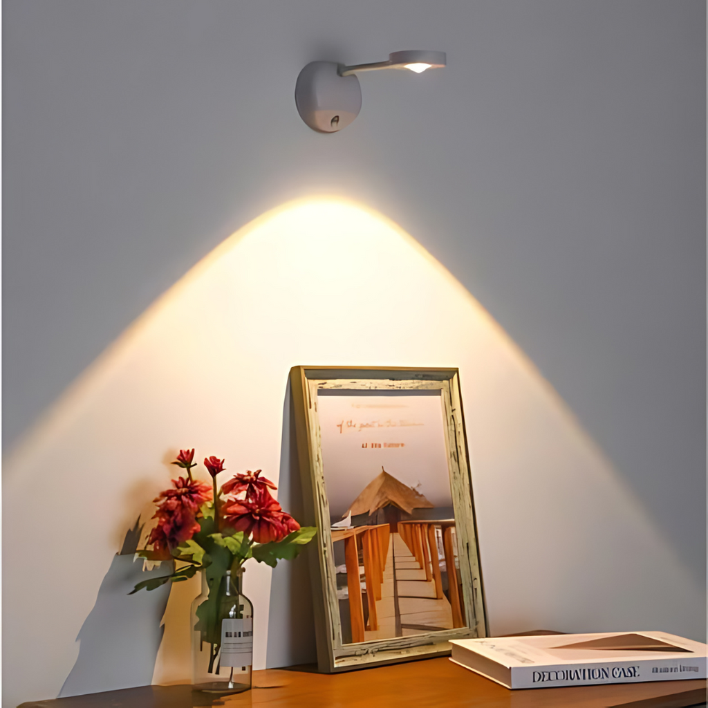 LED reflektor Spark360 s pohybovým senzorem pro chytré domácí osvětlení a zvýraznění místností