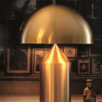 Metalowa lampa stołowa Astra Geometry do nowoczesnych wnętrz | Atollo