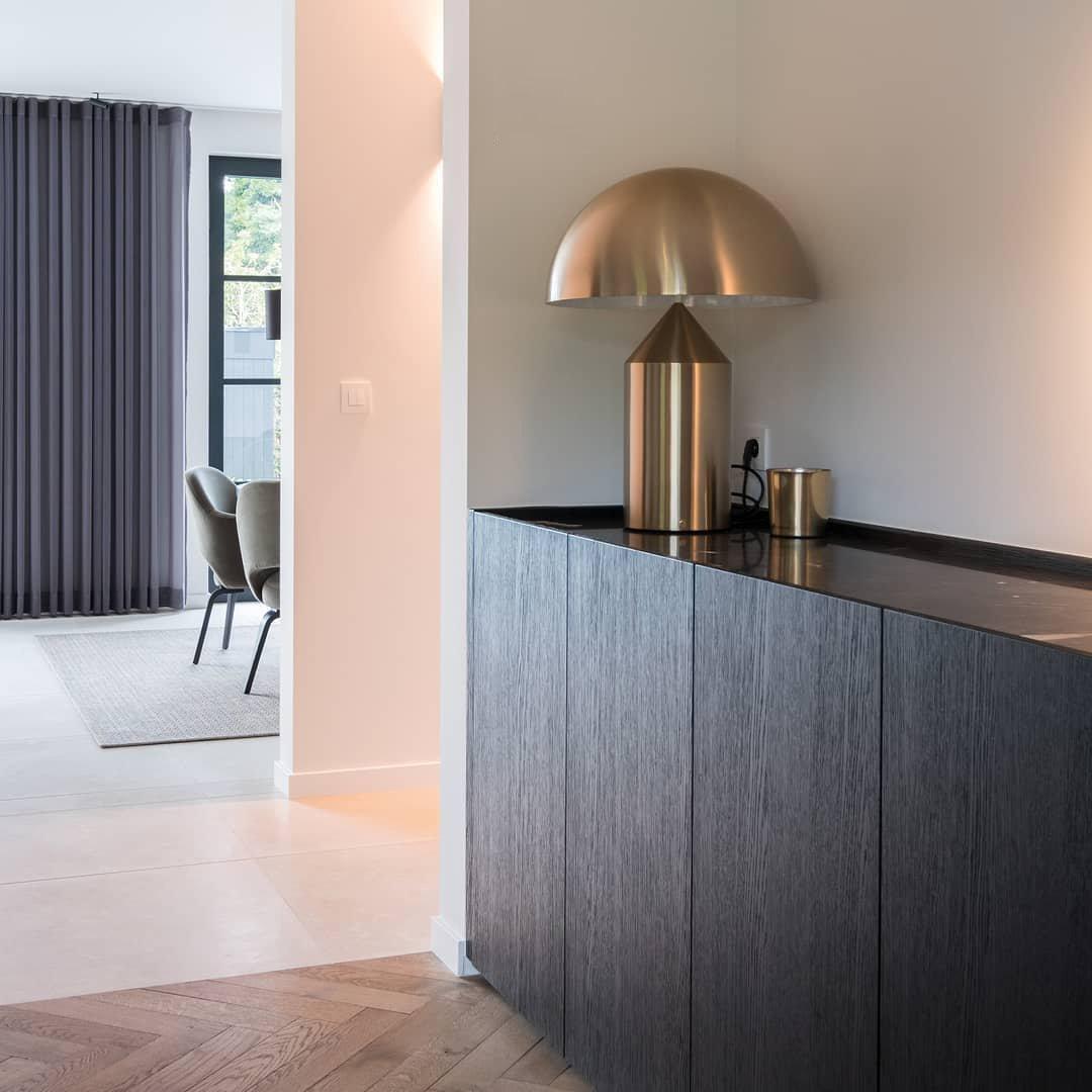 Atollo | Lunaro Sculptural Metal Table Lamp In Italian Style