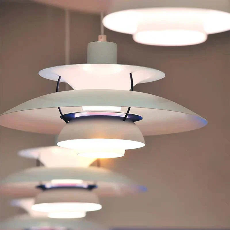 Lampu Gantung LED Morandi Dengan Pelindung Logam Berwarna-warni Untuk Ruang Tamu