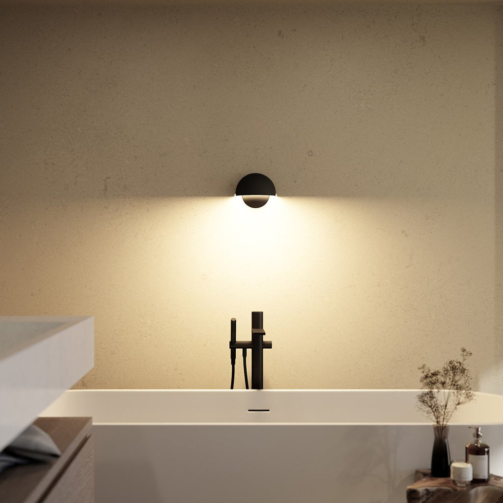 LumaAqua Utomhus Vägglampa för Altaner med Varmt Sken