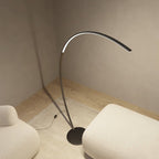 LumaArc LED-golvlampa med fotströmbrytare, 2700K dimbar