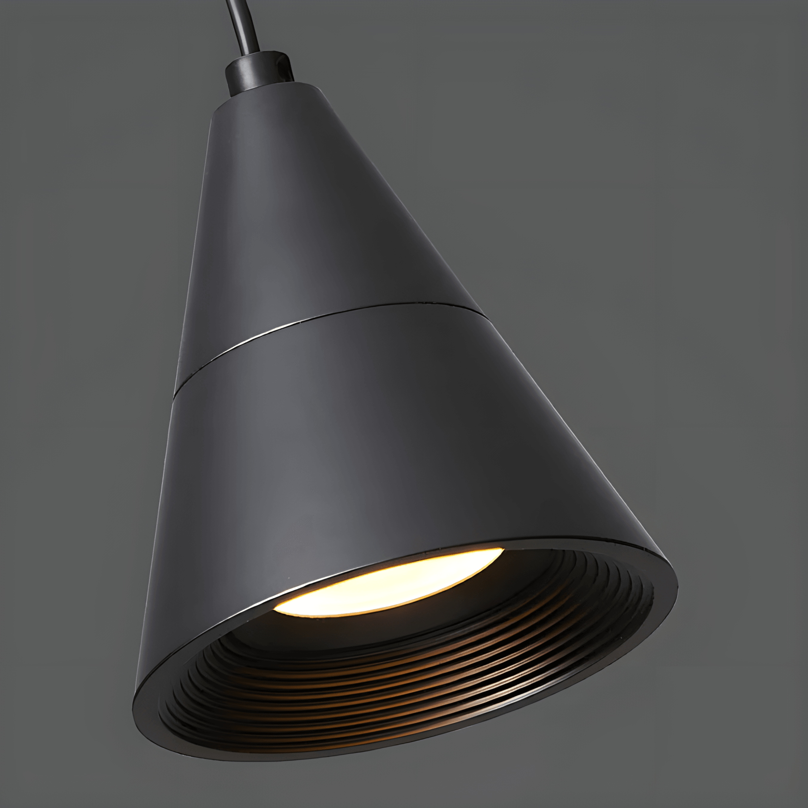 Arden | Minimalist Pendant Spotlight