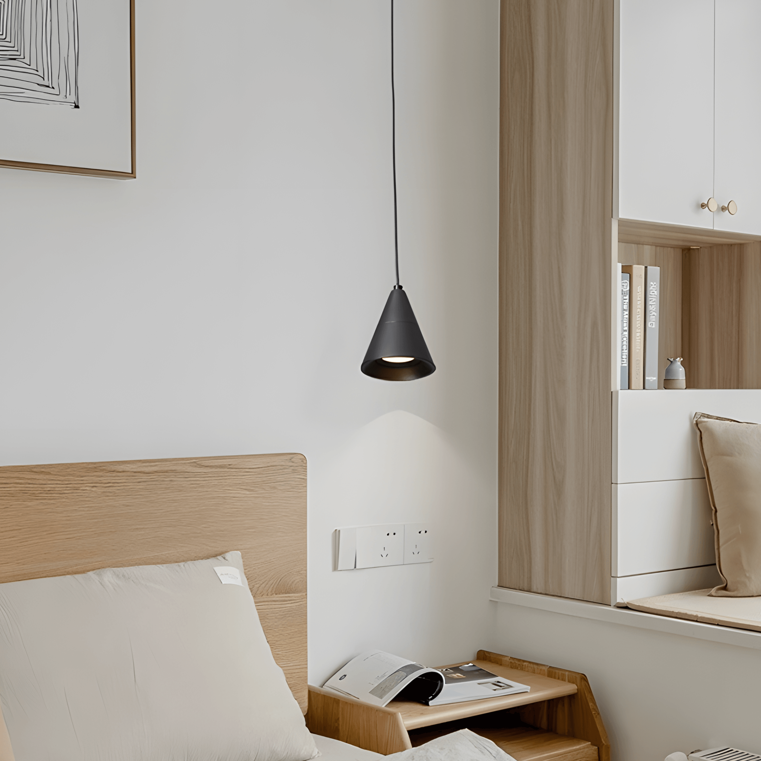 Arden | Minimalist Pendant Spotlight