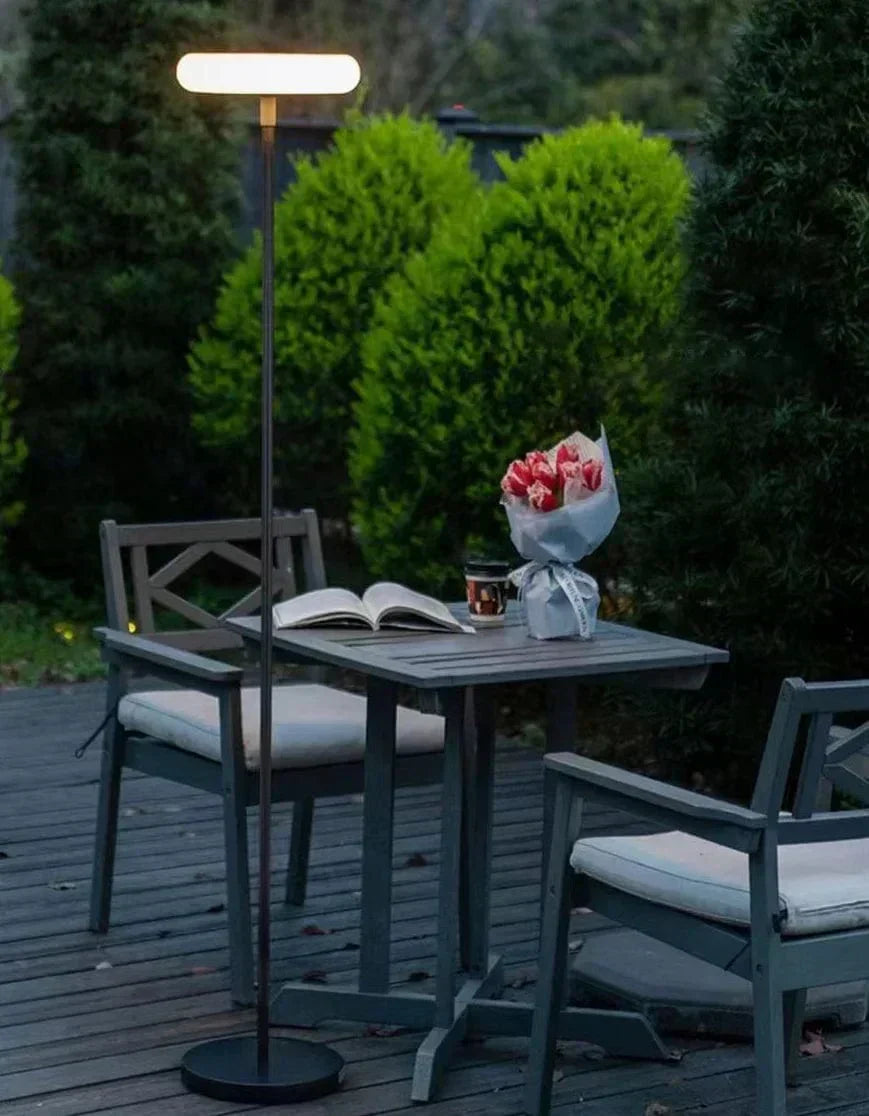 Lumenora | Utendørs solcellelampe | Petprovac