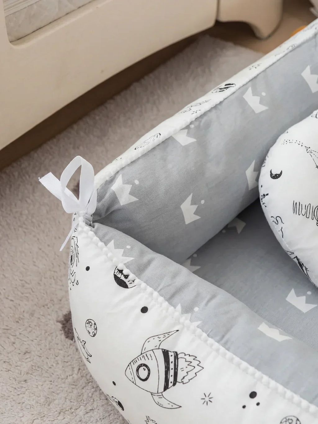 Évinel Cozy Bed Reducer For Baby Crib And Nursery Use