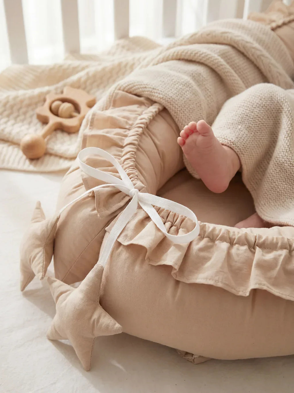 Cocoon Ergonomic Baby Bed Reducer For Cozy Sleep Crib