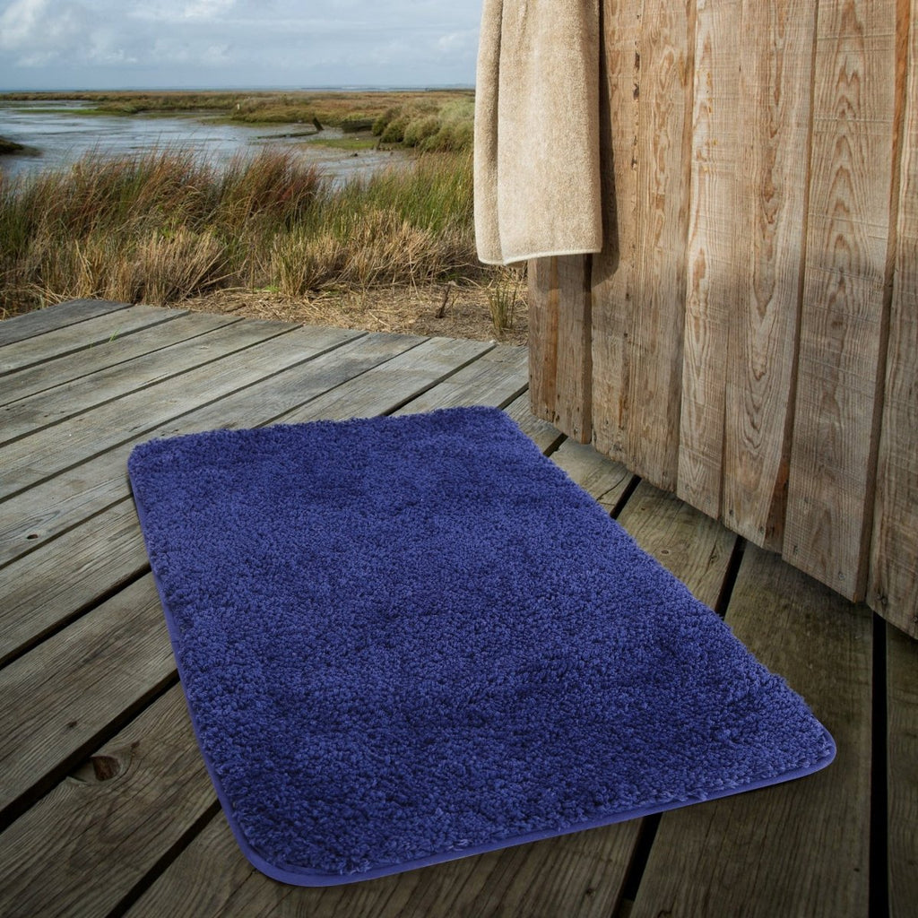 Luxura UltraSoft Bath Mat | Super-absorbent microfiber bathroom rug with anti-slip backing