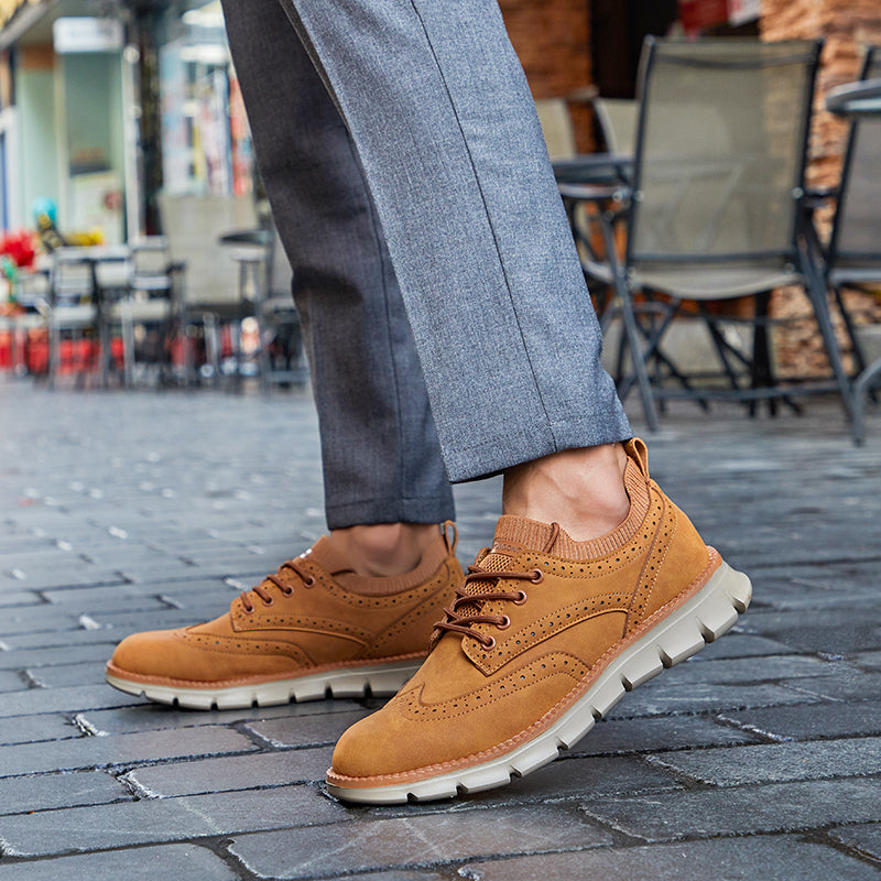 Derbyschuhe mit Flügelkappen-Detail | Petprovac