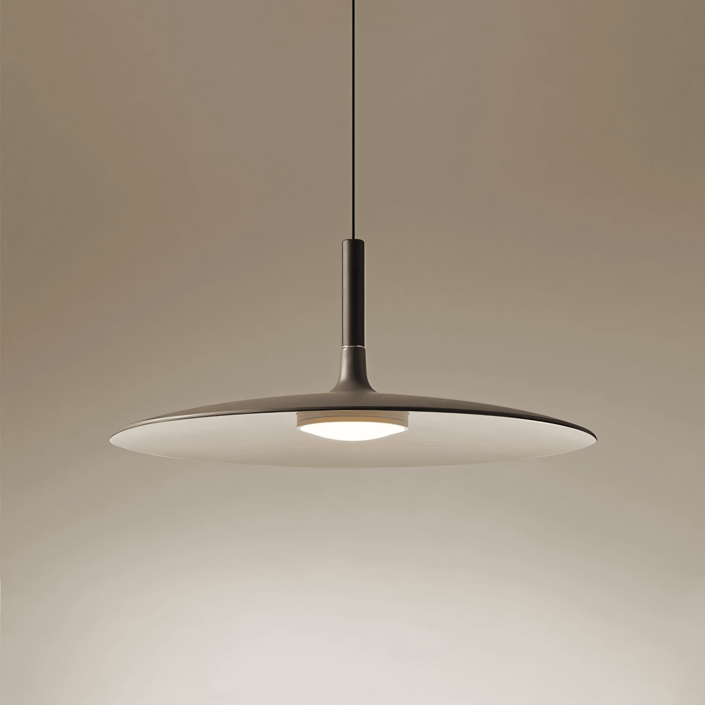 Elara | Lampada a sospensione minimalista