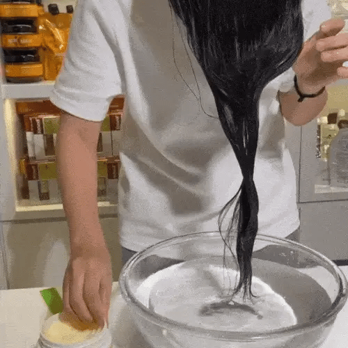 מסכת שיער קולגן ולורה לשליטה בפריז וברק