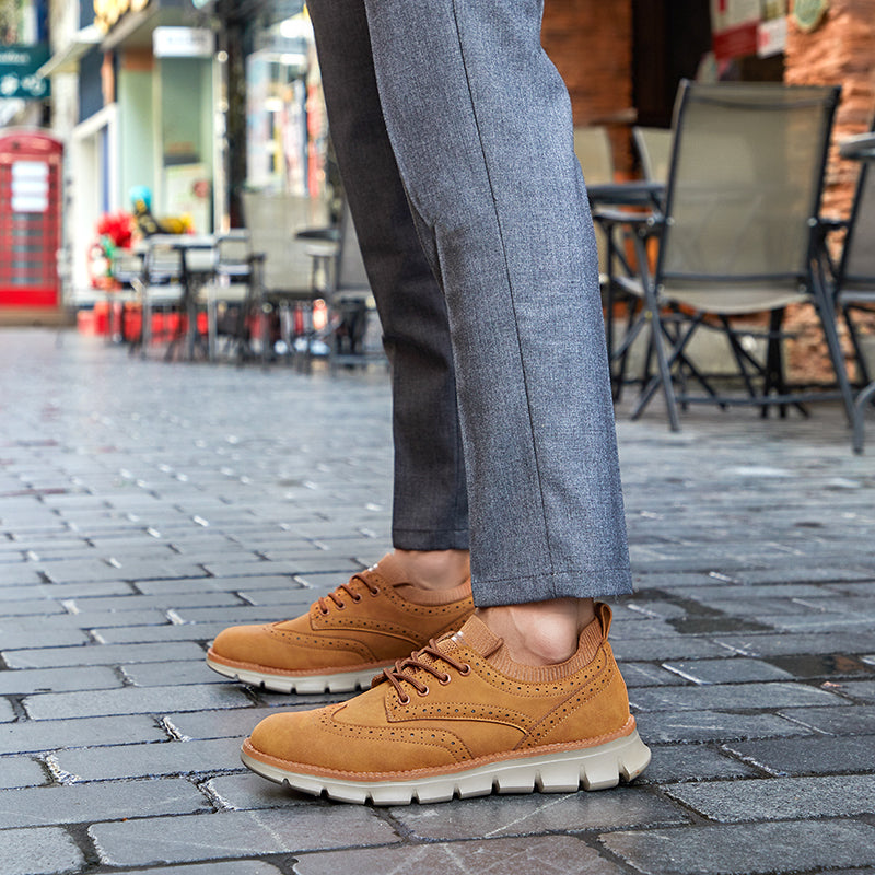 Derbyschuhe mit Flügelkappen-Detail | Petprovac