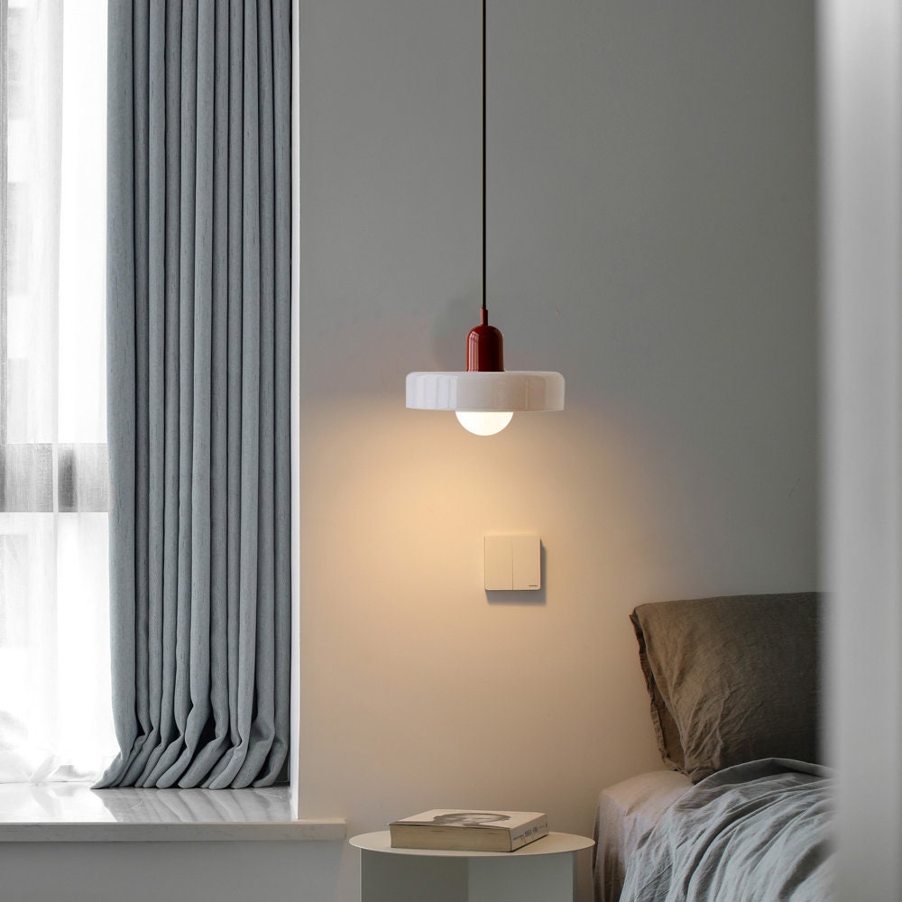 Lámpara colgante de vidrio Liora Bauhaus con ajuste de altura