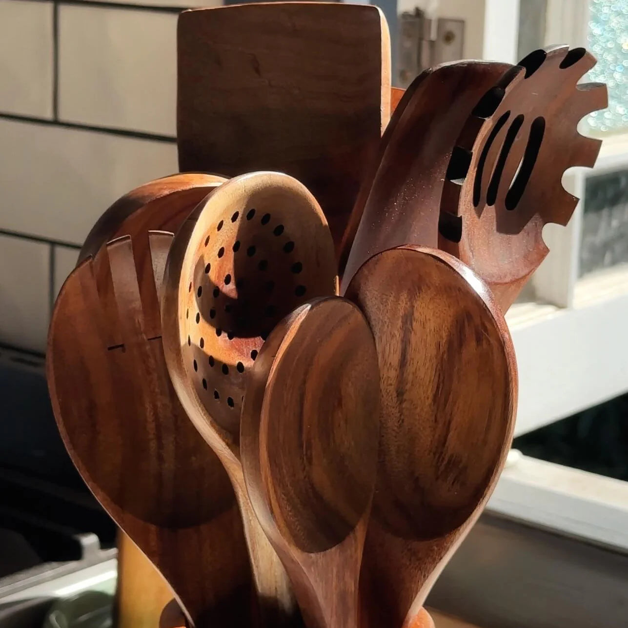 Natural Teak 9-Piece Kitchen Utensil Set For Cooking | petprovac