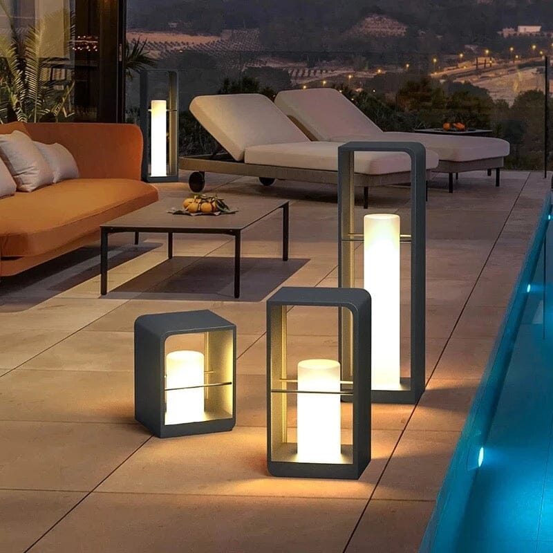 Amara Garden Lamp