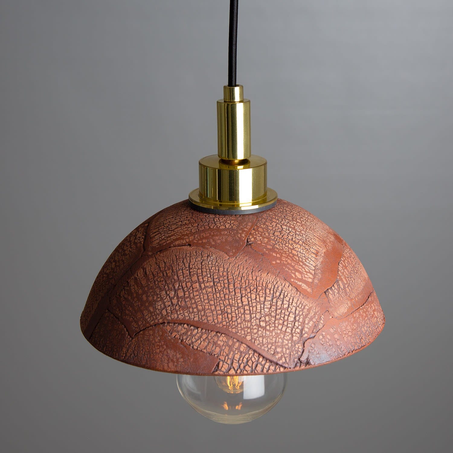 Averin Ceramic Dome Pendant Light for Bathroom, 20 cm Red Iron, IP44