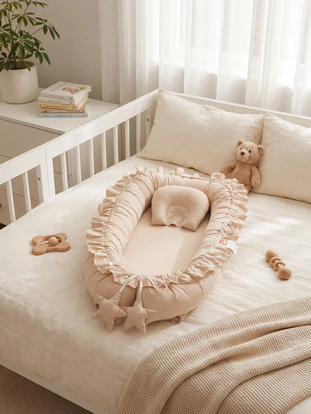 Cocoon Ergonomic Baby Bed Reducer For Cozy Sleep Crib