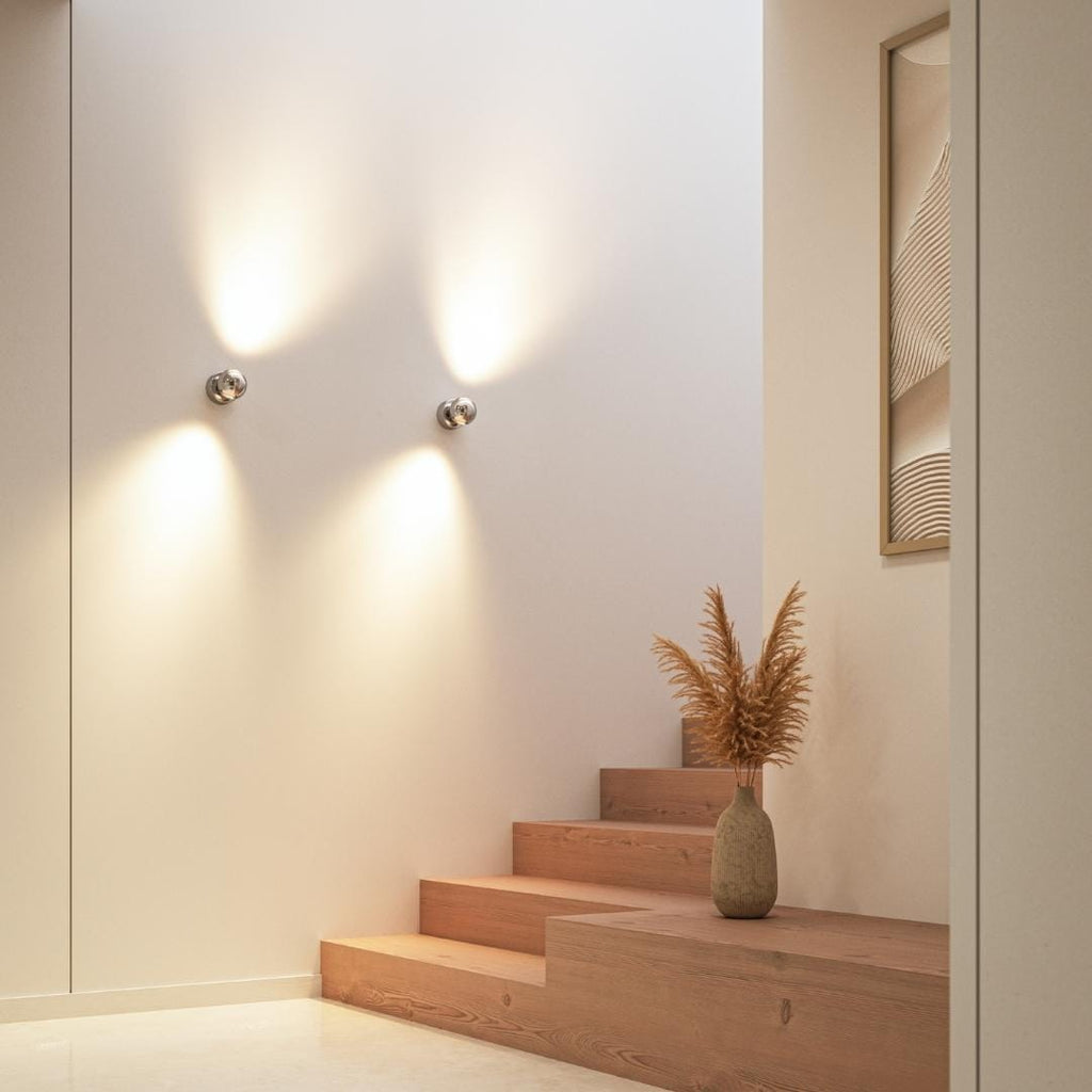 LumaArc Drejelig LED Væglampe Med Fjernbetjening