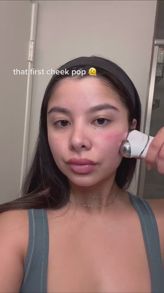 Microcurrent Facial Massager for Defined Contours