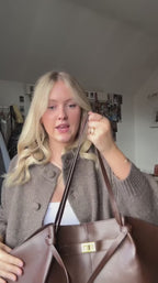Sac en cuir végétalien pour une expérience de shopping surdimensionnée