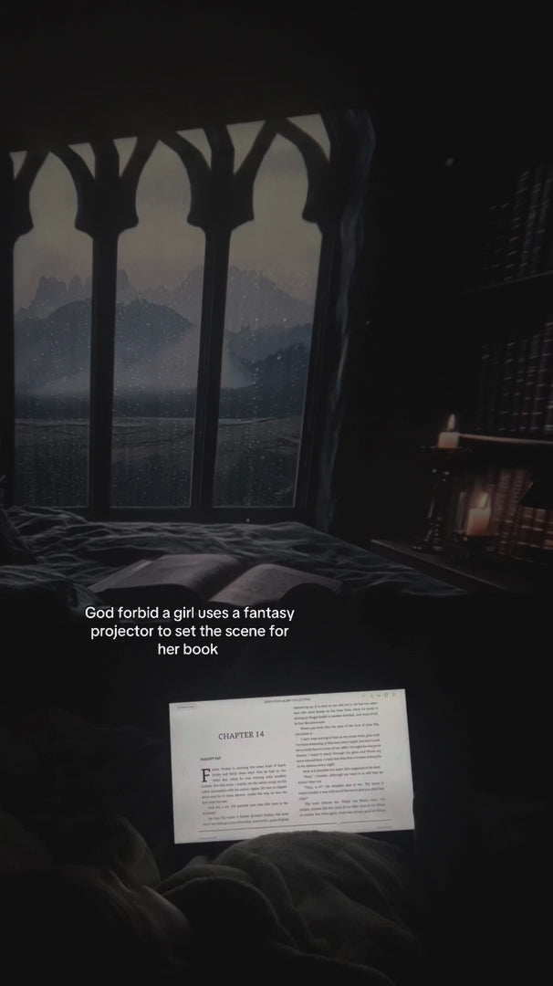 Přenosný HD projektor s vestavěným reproduktorem pro použití doma i venku