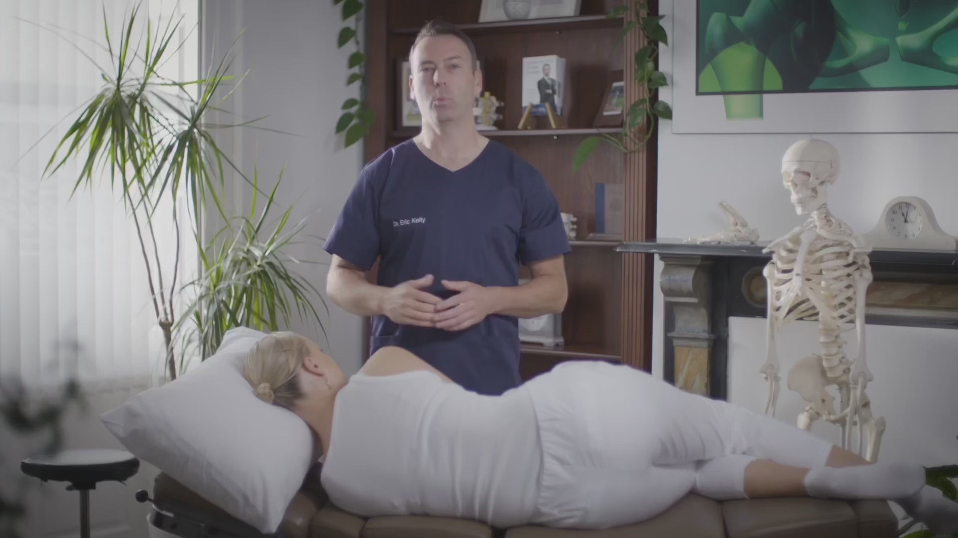 وسادة رغوة الذاكرة التقويمية للرقبة لتخفيف آلام الرقبة