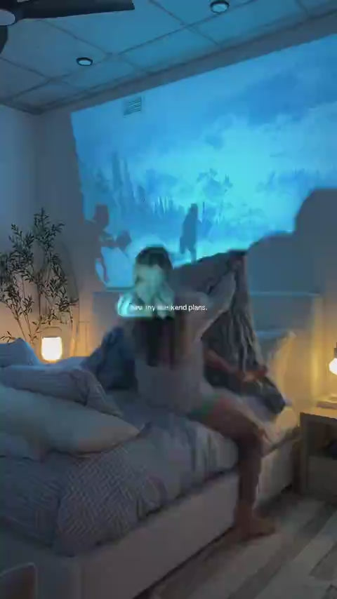 Přenosný HD projektor s vestavěným reproduktorem pro použití doma i venku