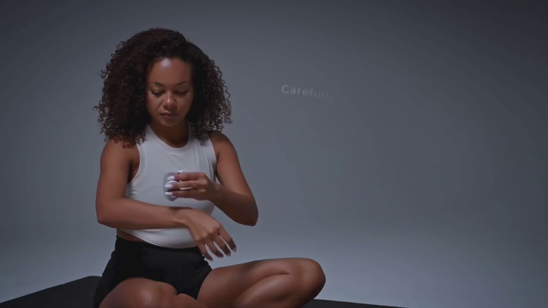 Cordless Muscle Therapy Device With Six Modes And Sixteen Levels Of Intensity