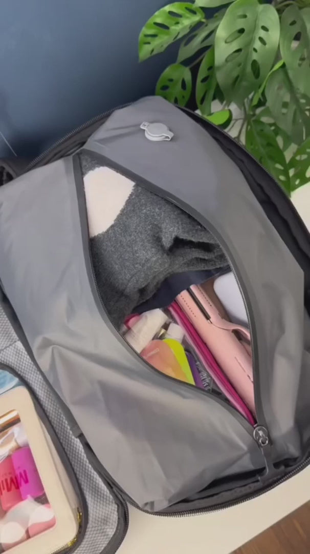 Expandable Vacuum Travel Backpack for Maximum Packing Space