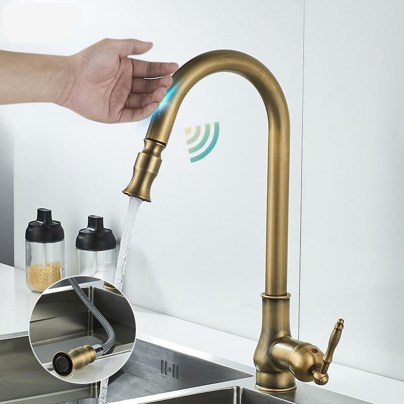 Rubinetto da cucina in bronzo rustico con controllo touch e bocca estraibile