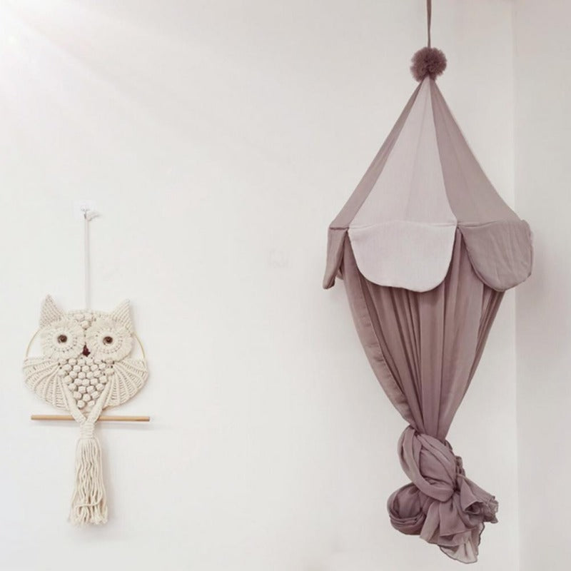 CirroNest Circus Chiffon-Baldachin und Bettwäsche-Set für das Kinderzimmer mit verspielten Motiven