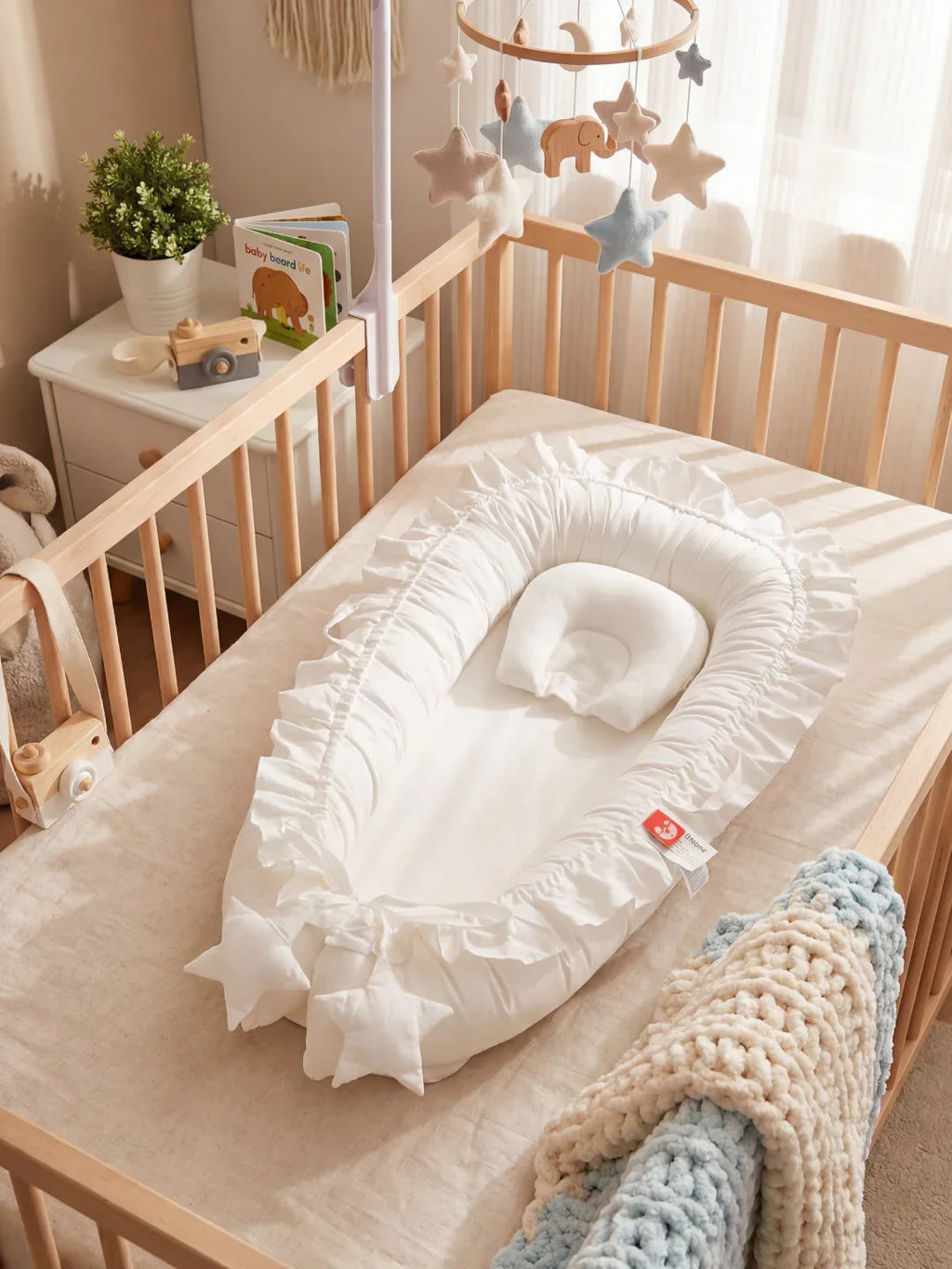 Cocoon Ergonomic Baby Bed Reducer For Cozy Sleep Crib