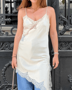 Asymmetric Satin And Lace Adorned Cocktail Dress For Elegant Evenings