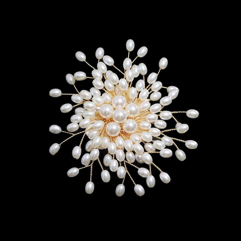 BUY 1 GET 1 FREELadies' high-end exquisite handmade pearl brooch
