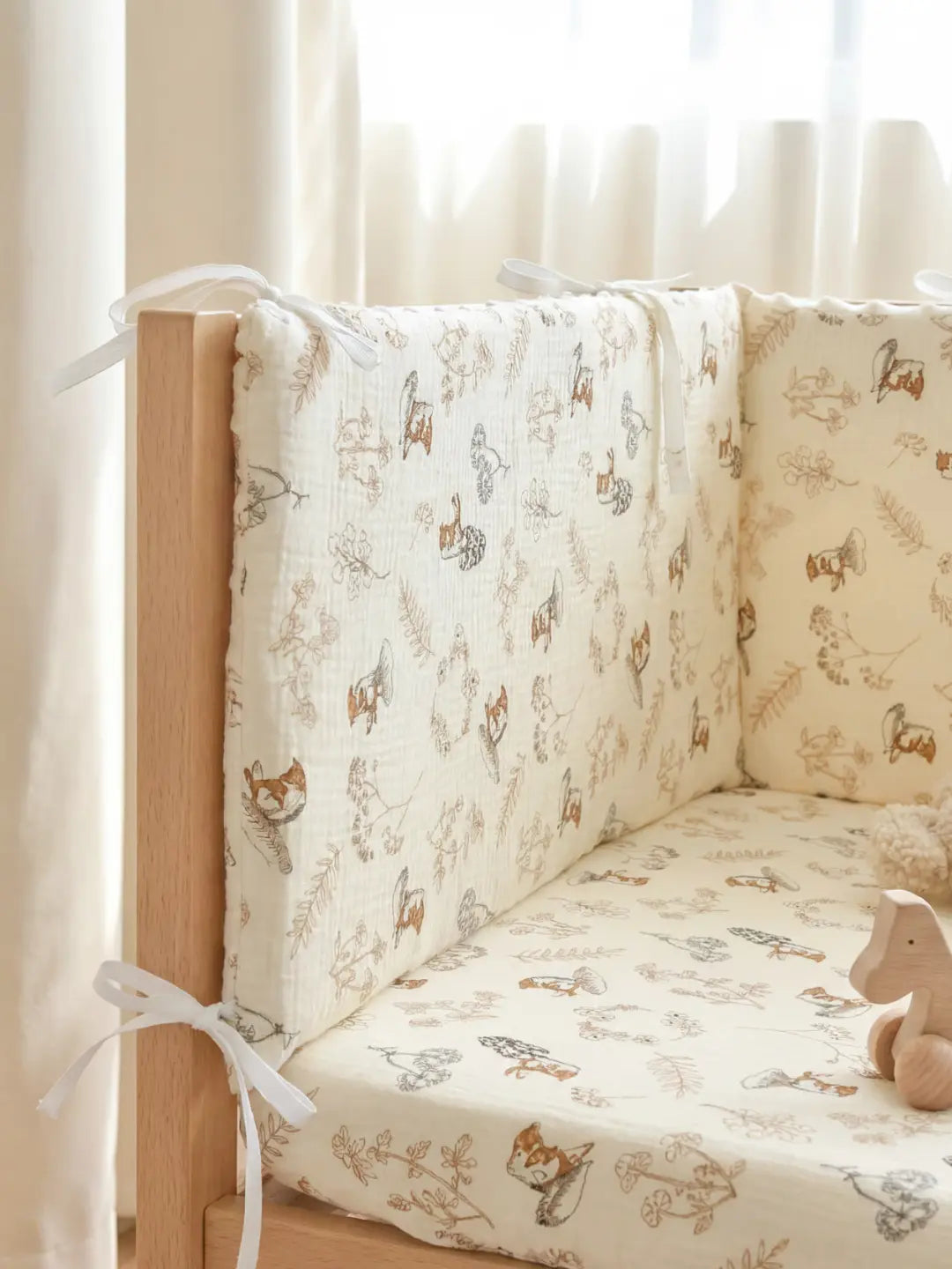 Reversible Cotton and Minky Baby Crib Bumper