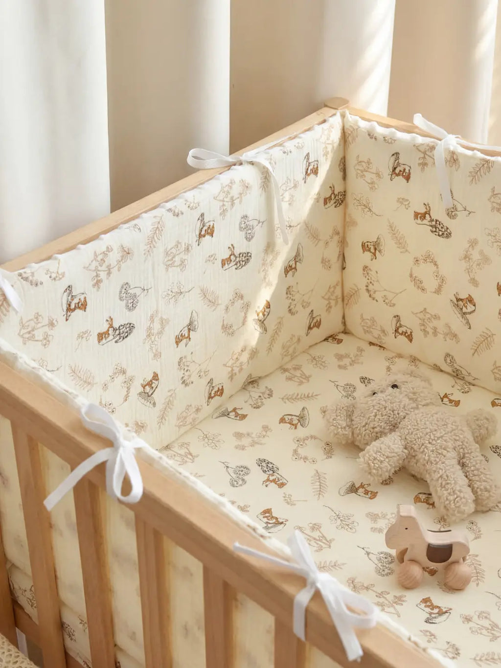 Reversible Cotton and Minky Baby Crib Bumper