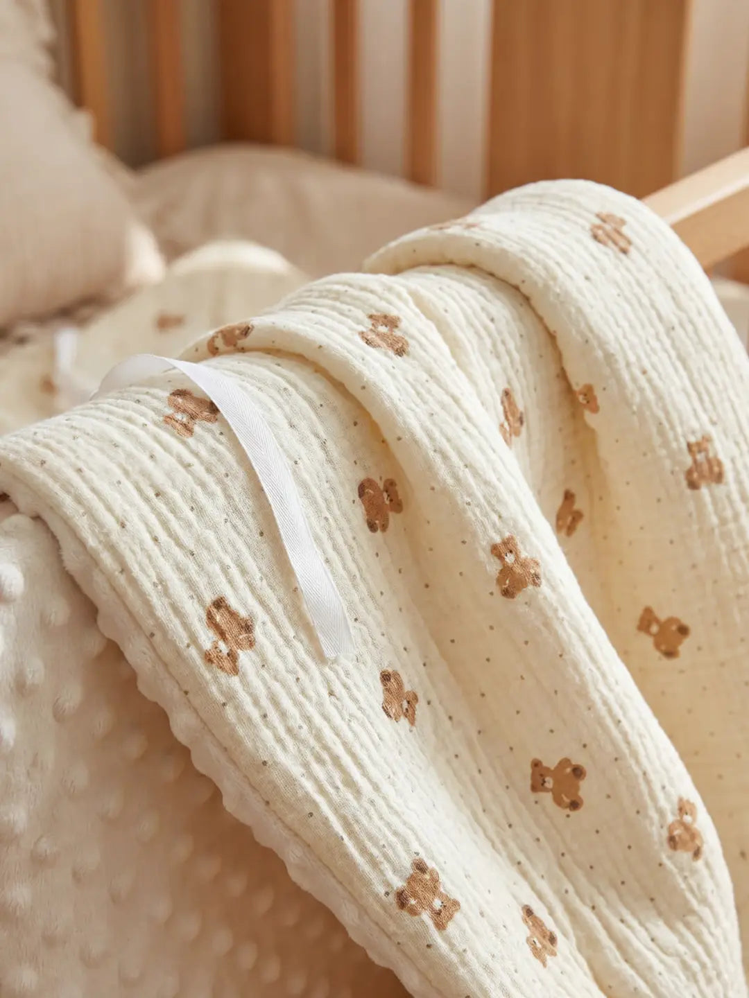 Reversible Cotton and Minky Baby Crib Bumper