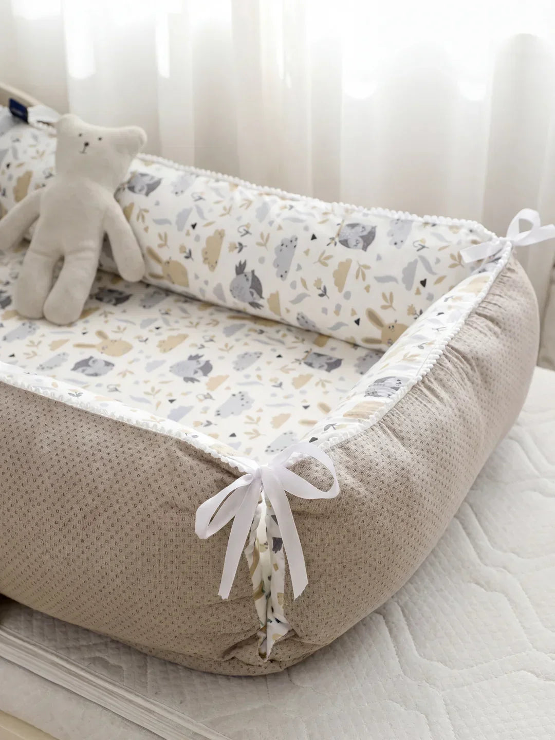 Évinel Cozy Bed Reducer For Baby Crib And Nursery Use