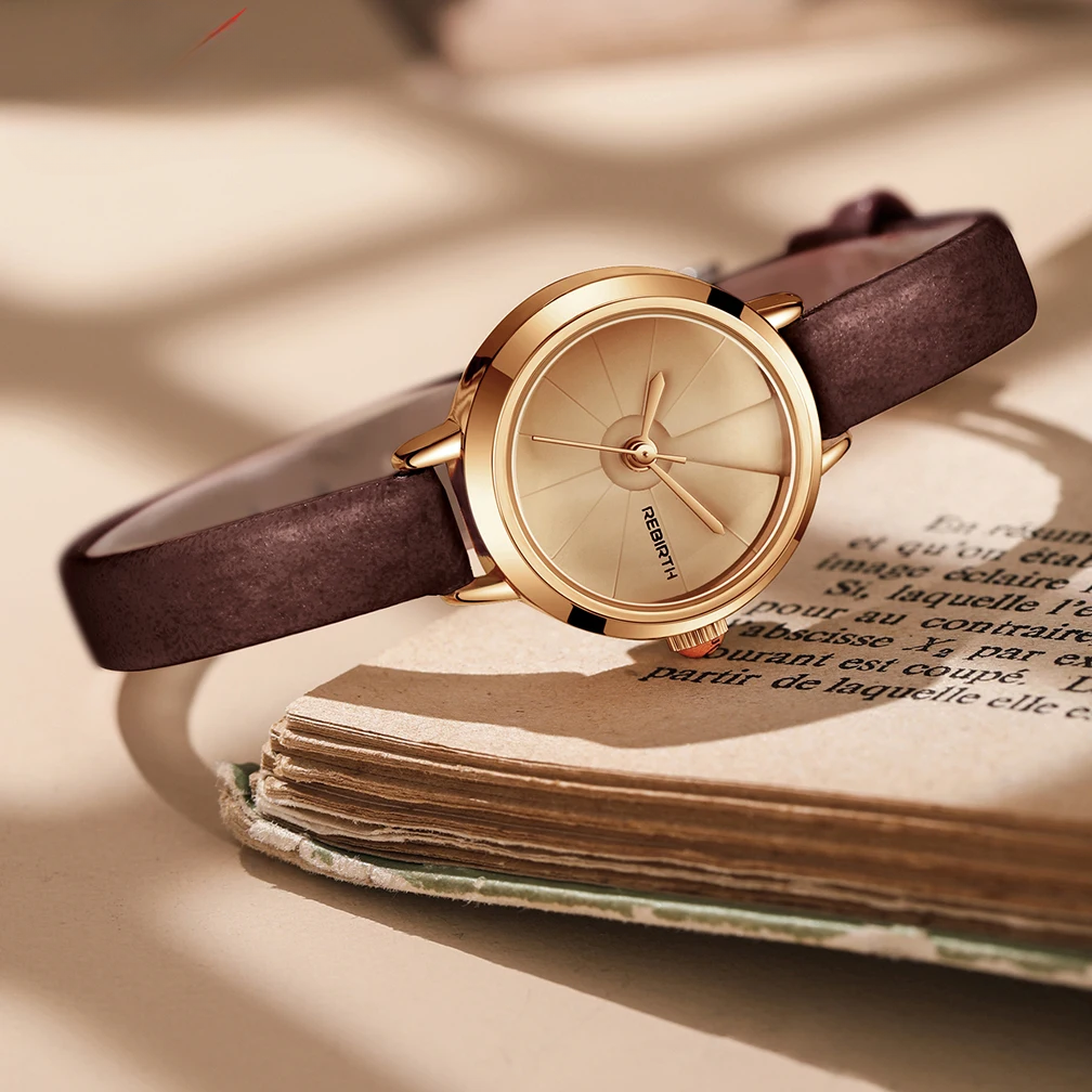 Montre vintage mini en cuir pour femmes | Petprovac